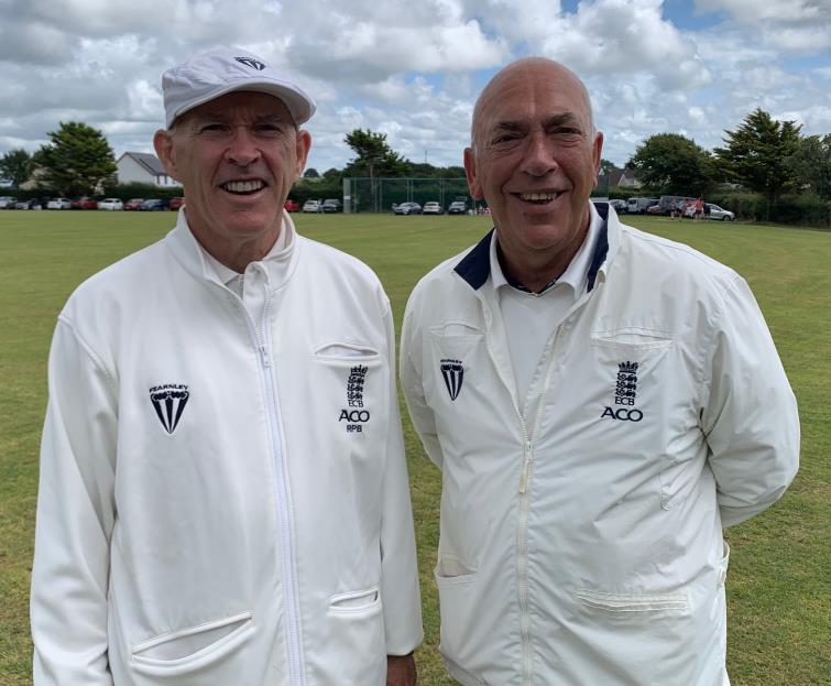Umpires - Rob Bellerby and Ian Gow